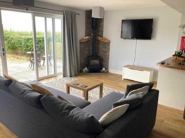 Seaview Bungalow Хорнси Экстерьер фото