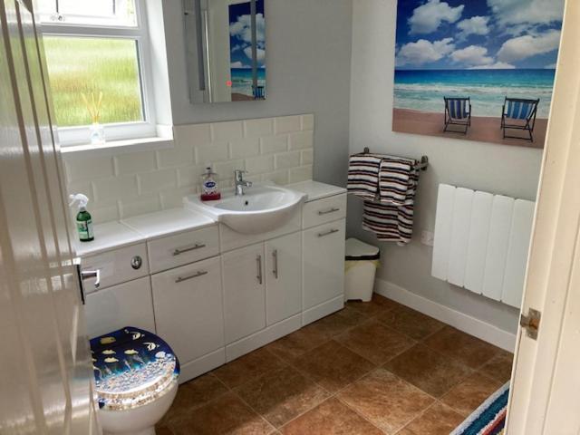 Seaview Bungalow Хорнси Экстерьер фото